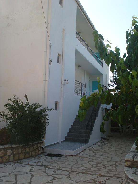 Santa Maria Rooms Ayios Nikitas Ngoại thất bức ảnh